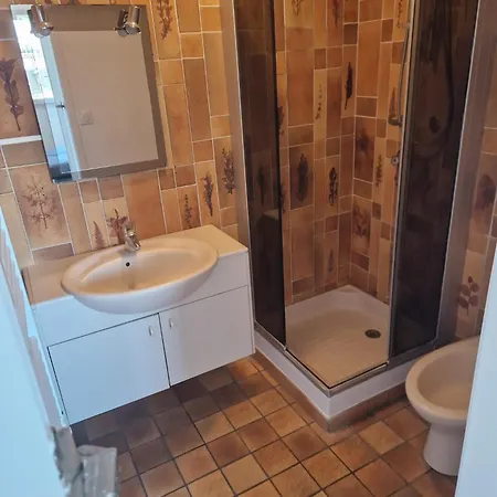 Appartamento Grand Parisien Lumineux Nation 3 Etage Eleve